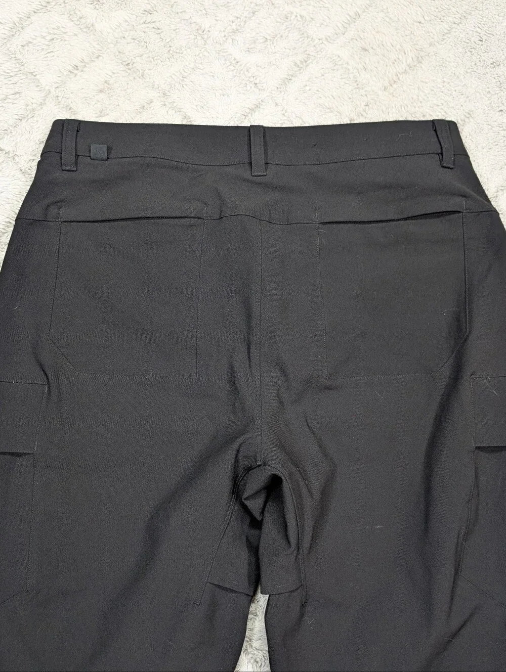 Lululemon Pants Mens 31x29 Black Utilitarian Cargo Outdoor Rugged Stretch Casual